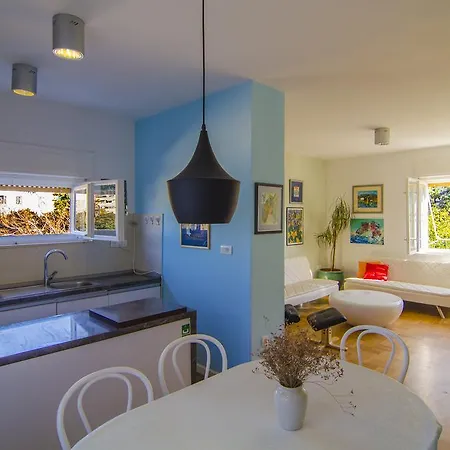 Maestro Duplex Istarska سبليت