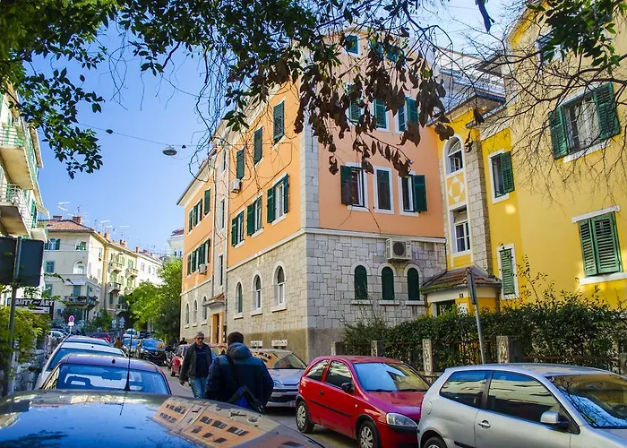 아파트 마에스트로 이스타르스카 아파트먼트 *